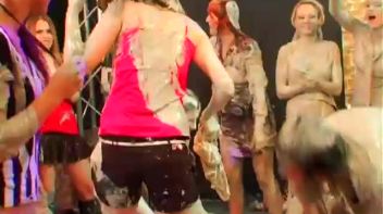 Gia vs. Katy Screencap 49 on www.sinx.com