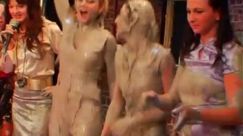 Gia vs. Katy Screencap 80 on www.sinx.com