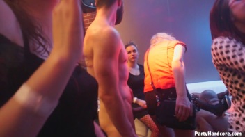 Party Hardcore Gone Crazy Vol. 39 Single Cut: Part 4 - Cam 1 Screencap 54 on www.sinx.com