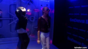 Fanatic Fuckfriends Part 5 - Shower Cam Screencap 80 on www.sinx.com