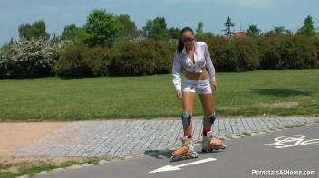 Post Rollerblading Wet-Down Screencap 106 on www.sinx.com