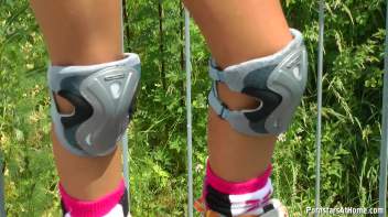 Post Rollerblading Wet-Down Screencap 66 on www.sinx.com