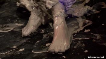 Double Mud Threat Screencap 5 on www.sinx.com