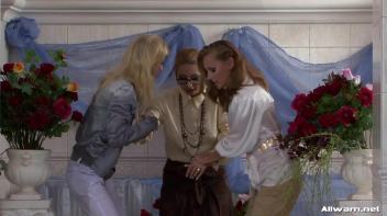 Flower Power Leaves Three Babes Very Wet Screencap 36 on www.sinx.com