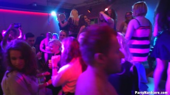 Party Hardcore Gone Crazy Vol. 37 Part 9 - Cam 2 Screencap 93 on www.sinx.com