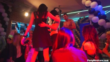 Party Hardcore Gone Crazy Vol. 37 Part 9 - Cam 2 Screencap 44 on www.sinx.com