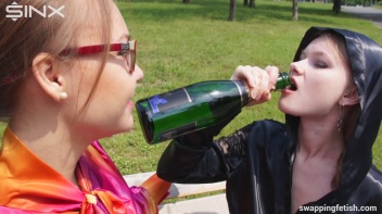 Cuties Drink Champagne Second Hand - Cam 2 Screencap 46 on www.sinx.com