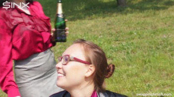 Cuties Drink Champagne Second Hand - Cam 2 Screencap 8 on www.sinx.com