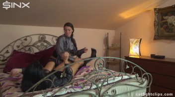 Babes Settle Their Argument In The Bed Screencap 11 on www.sinx.com