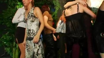 Jungle Bangers Part 3 - Shower Cam Screencap 41 on www.sinx.com