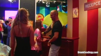 Euroslut Hotel Part 1 - Cam 4 Screencap 2 on www.sinx.com