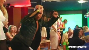 Euroslut Hotel Part 1 - Cam 4 Screencap 24 on www.sinx.com