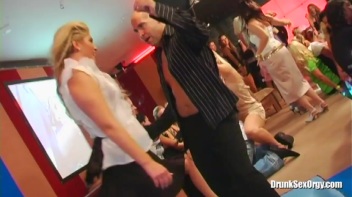 Euroslut Hotel Part 1 - Cam 4 Screencap 25 on www.sinx.com