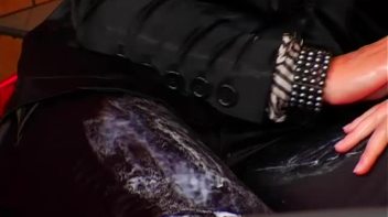 Wet and Greasy Screencap 22 on www.sinx.com