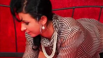 Wet and Greasy Screencap 41 on www.sinx.com