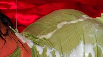 Wet and Greasy Screencap 44 on www.sinx.com