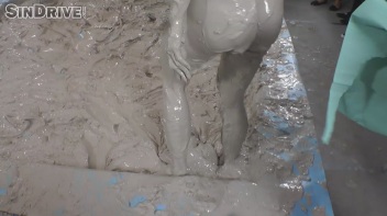 Muddy Wrestling: Real Sisters Showdown: Sheila Cooper vs. Lili Bluberry Screencap 70 on www.sinx.com