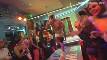 Party Hardcore Gone Crazy Vol. 28 Part 1 - Cam 1 Screencap 45 on www.sinx.com
