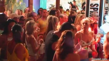 Spring Break Part 1 - Cam 2 Screencap 4 on www.sinx.com