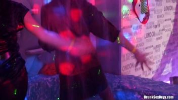 Holiday Hotties Part 4 - Shower Cam Screencap 84 on www.sinx.com