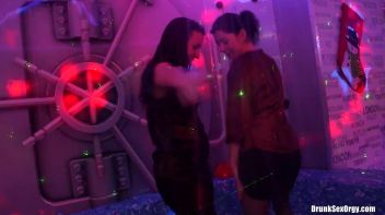 Holiday Hotties Part 4 - Shower Cam Screencap 85 on www.sinx.com