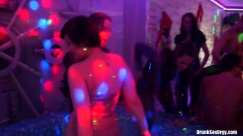 Holiday Hotties Part 4 - Shower Cam Screencap 110 on www.sinx.com