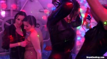 Holiday Hotties Part 4 - Shower Cam Screencap 121 on www.sinx.com