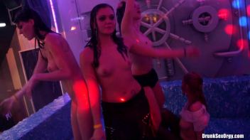 Holiday Hotties Part 4 - Shower Cam Screencap 27 on www.sinx.com