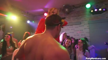 Party Hardcore Gone Crazy Vol. 33 Part 4 - Cam 4 Screencap 9 on www.sinx.com