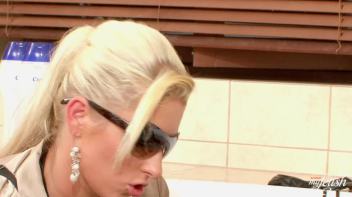 Bath Bunnies Show Off Their Wetlook Screencap 66 on www.sinx.com