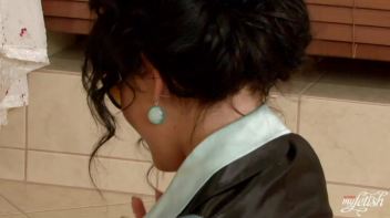 Bath Bunnies Show Off Their Wetlook Screencap 3 on www.sinx.com