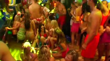 Bay Crotch Part 1 - Cam 3 Screencap 17 on www.sinx.com