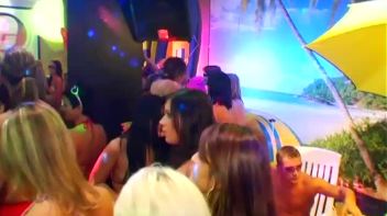 Bay Crotch Part 1 - Cam 3 Screencap 38 on www.sinx.com