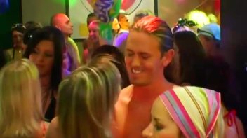 Bay Crotch Part 1 - Cam 3 Screencap 54 on www.sinx.com