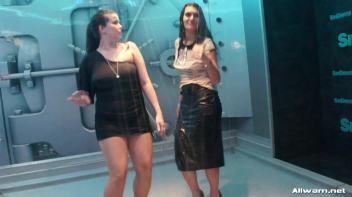 Soaking Wet Sexy Dancing Screencap 32 on www.sinx.com