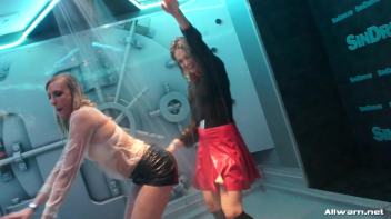 Soaking Wet Sexy Dancing Screencap 36 on www.sinx.com