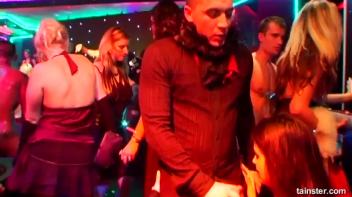 Pussy Casino Part 5 - Cam 1 Screencap 29 on www.sinx.com