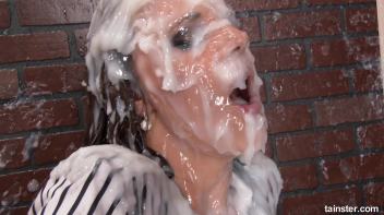 The more slime the hotter she gets Screencap 109 on www.sinx.com