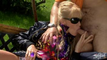 Wetlook Blowjob In The Park Screencap 48 on www.sinx.com