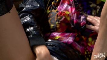 Wetlook Blowjob In The Park Screencap 56 on www.sinx.com