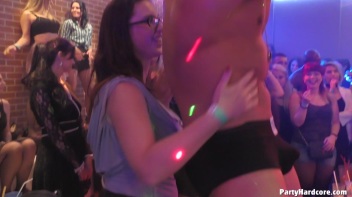 Party Hardcore Gone Crazy Vol. 41 Single Cut: Part 1 - Cam 2 Screencap 45 on www.sinx.com