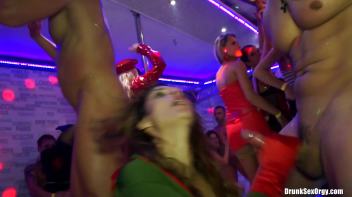 The CFNM Costume Ball Part 5 - Cam 4 Screencap 104 on www.sinx.com