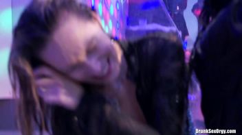 Winter Fuck Jam Part 5 - Shower Cam Screencap 11 on www.sinx.com