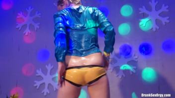 Winter Fuck Jam Part 5 - Shower Cam Screencap 34 on www.sinx.com