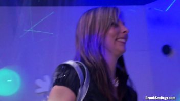 Winter Fuck Jam Part 2 - Shower Cam Screencap 1 on www.sinx.com