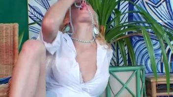Nothing Better Than a Fully Clothed Dip In The Pool Screencap 84 on www.sinx.com