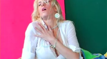 Nothing Better Than a Fully Clothed Dip In The Pool Screencap 70 on www.sinx.com