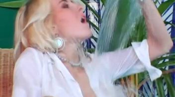 Nothing Better Than a Fully Clothed Dip In The Pool Screencap 81 on www.sinx.com