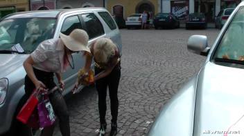 Mess Battle In the Main Square Screencap 17 on www.sinx.com