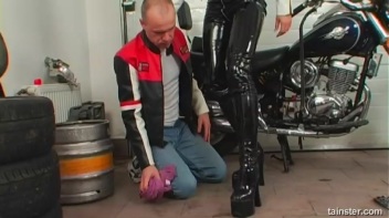 Biker Bitchboy Screencap 15 on www.sinx.com